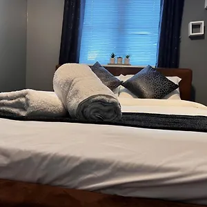 https://vrlproperties.tophotelsbath.com