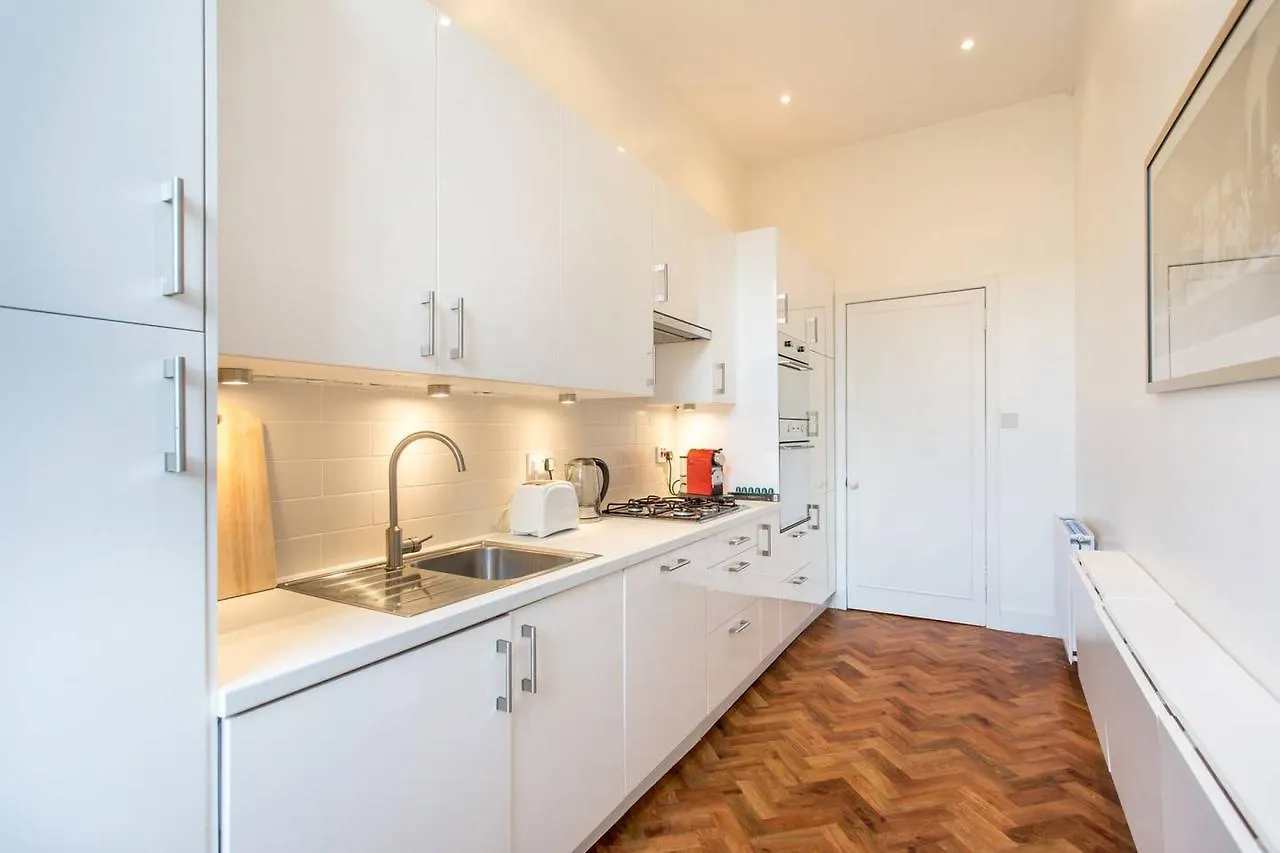 Altido Castle Terrace 3 Bedroom Apartment - Old Town Edinburgh United Kingdom
